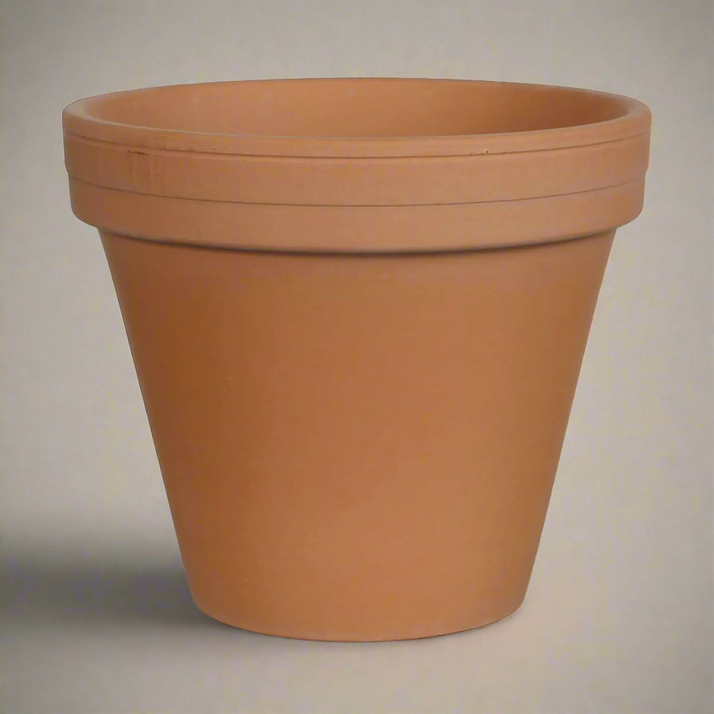 Classic Terracotta Planter – 7.9" Diameter